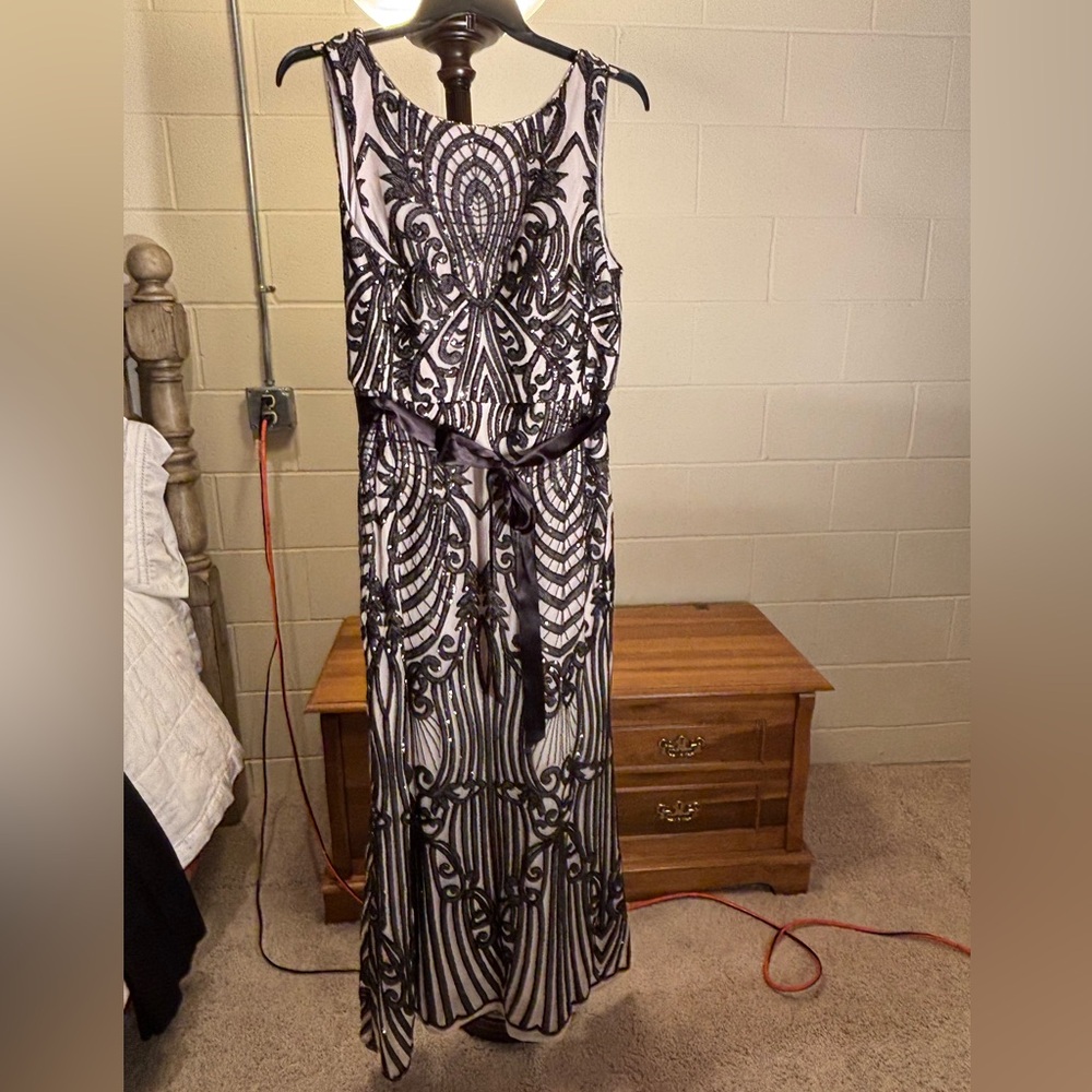 R&M Richards Black and Cream Maxi Dress